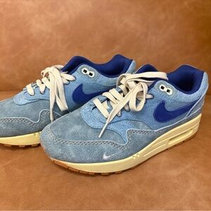 Nike Denim Blue and Cream Sneakers